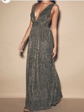 Lulu's Looking Radiant Black Gold Metallic Cocktail Maxi Dress Size S NWT!